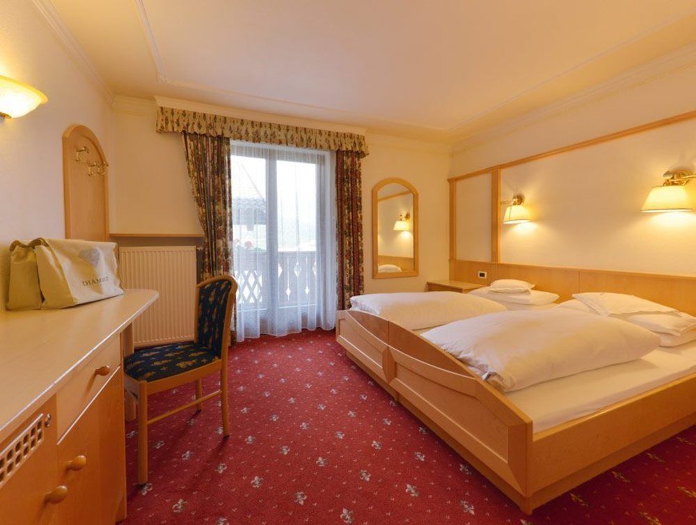 Hotel Diamant サン・カッシアーノ エクステリア 写真